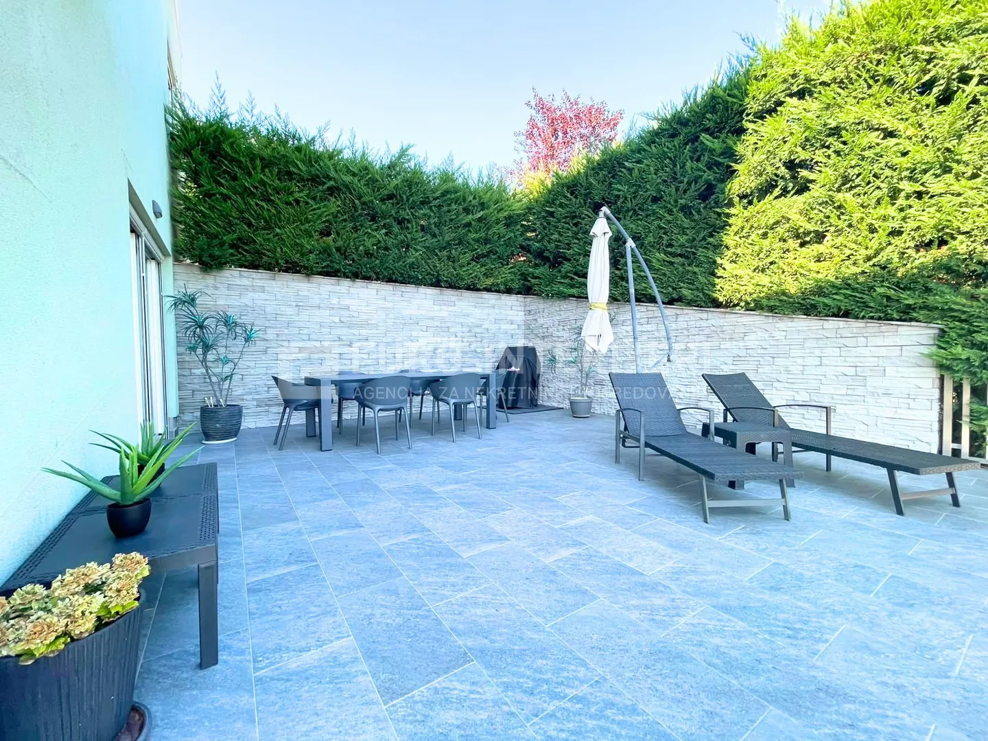 zagreb, borčec, dvoetažan četverosoban stan 116 m2 s privatnim vrtom 390 m2 + 2 pm - slika 15