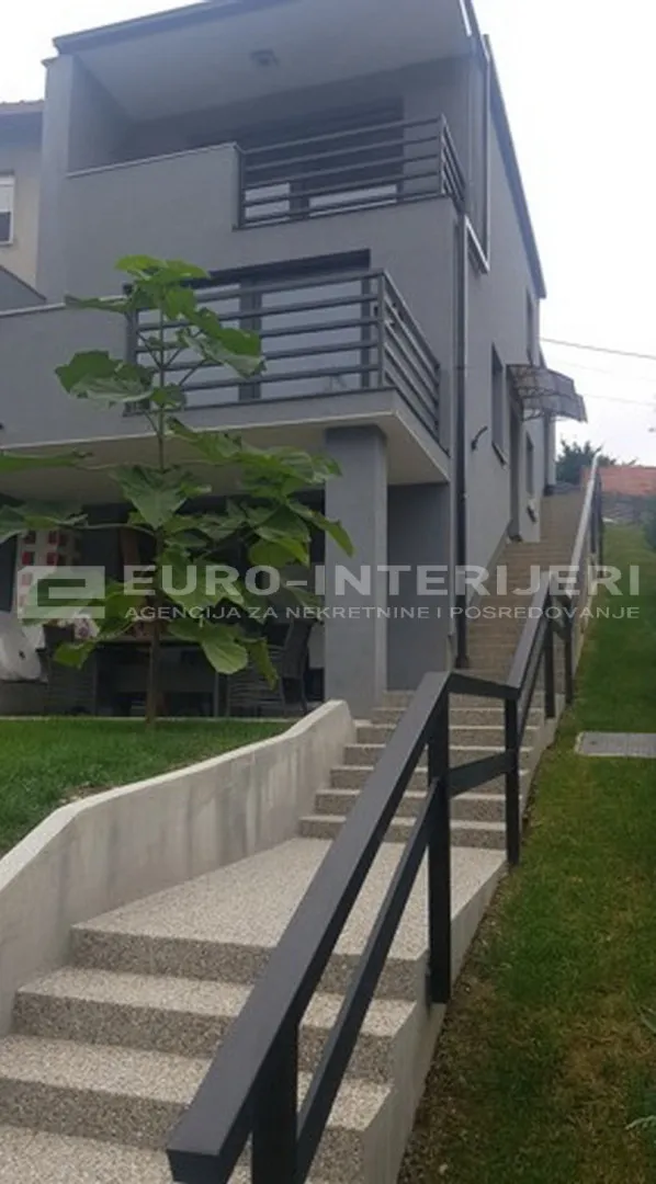 urbana vila s tri stana: zagreb kustošija, površine 140 m² - slika 3