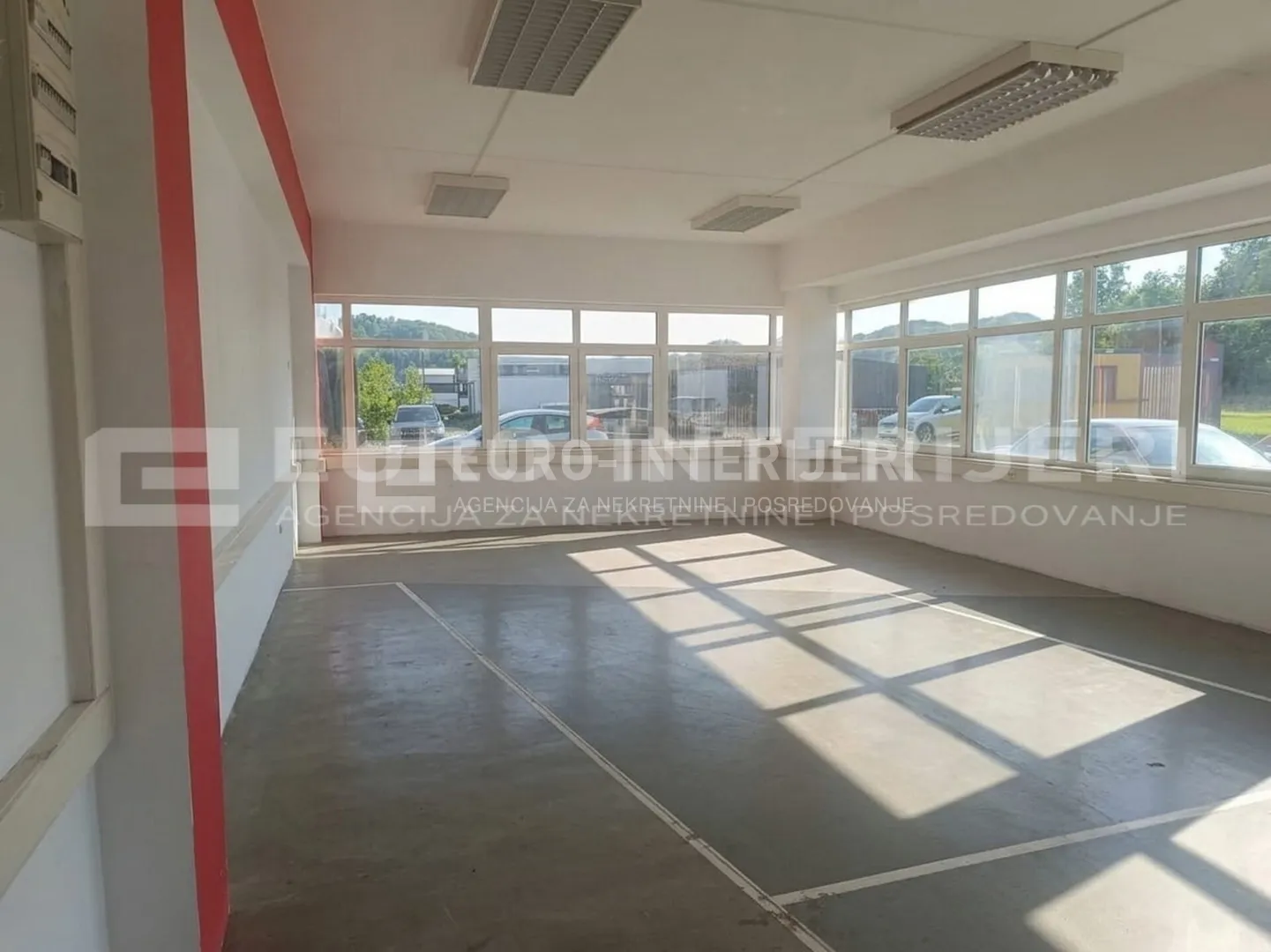 poslovni prostor: mala gorica, izložbeno-prodajni salon 65,82 m² - slika 2