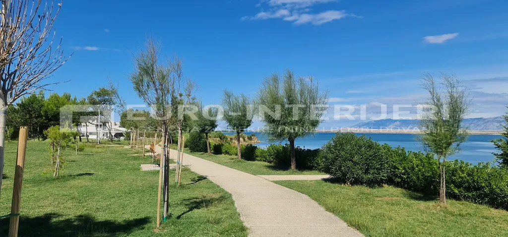 građevinsko zemljište sabunike, neposredno uz more pov. 1.091 m2 - slika 8