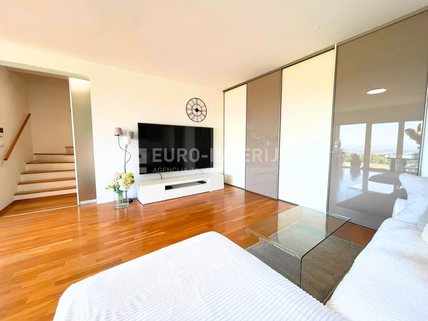 zagreb, borčec, dvoetažan četverosoban stan 116 m2 s privatnim vrtom 390 m2 + 2 pm - slika 6