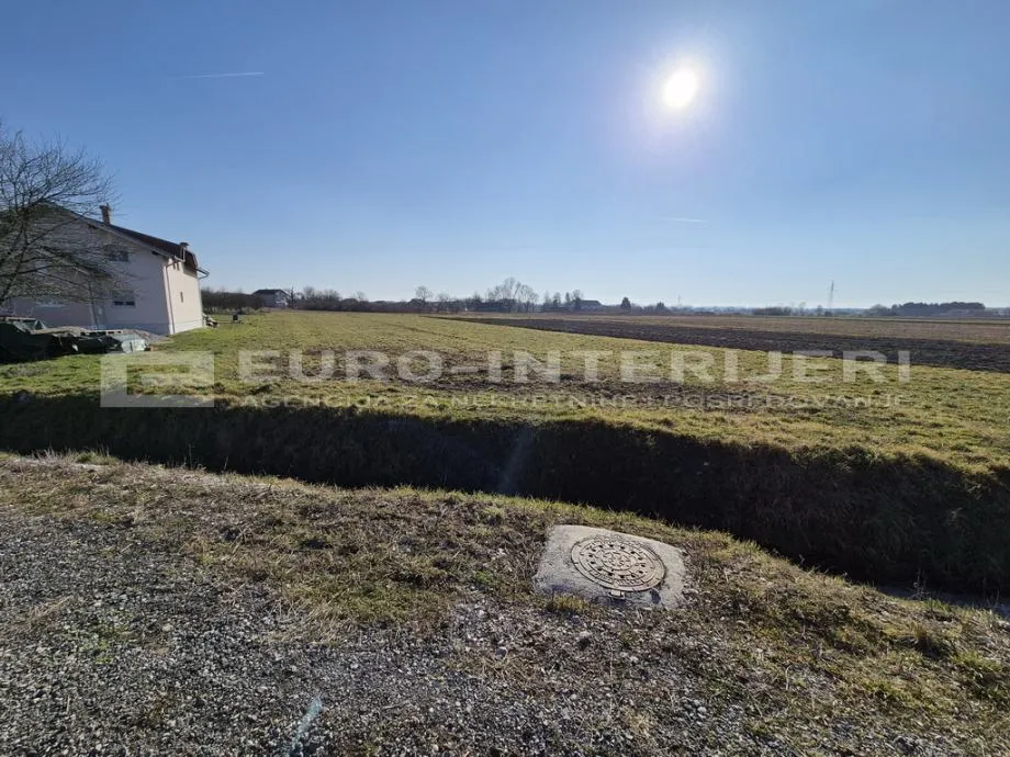 građevinsko zemljište, brezovica - strmec 1.956 m². bez provizije! - slika 4