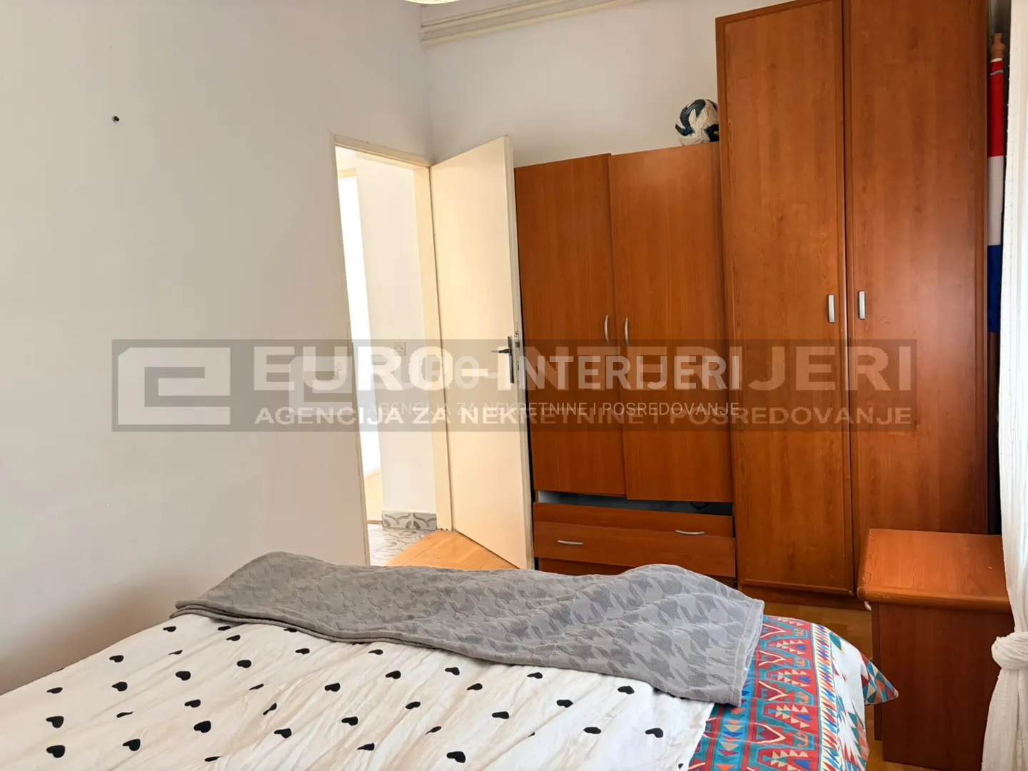 zagreb, pantovčak, dvosoban stan, 60 m² + balkon - slika 11