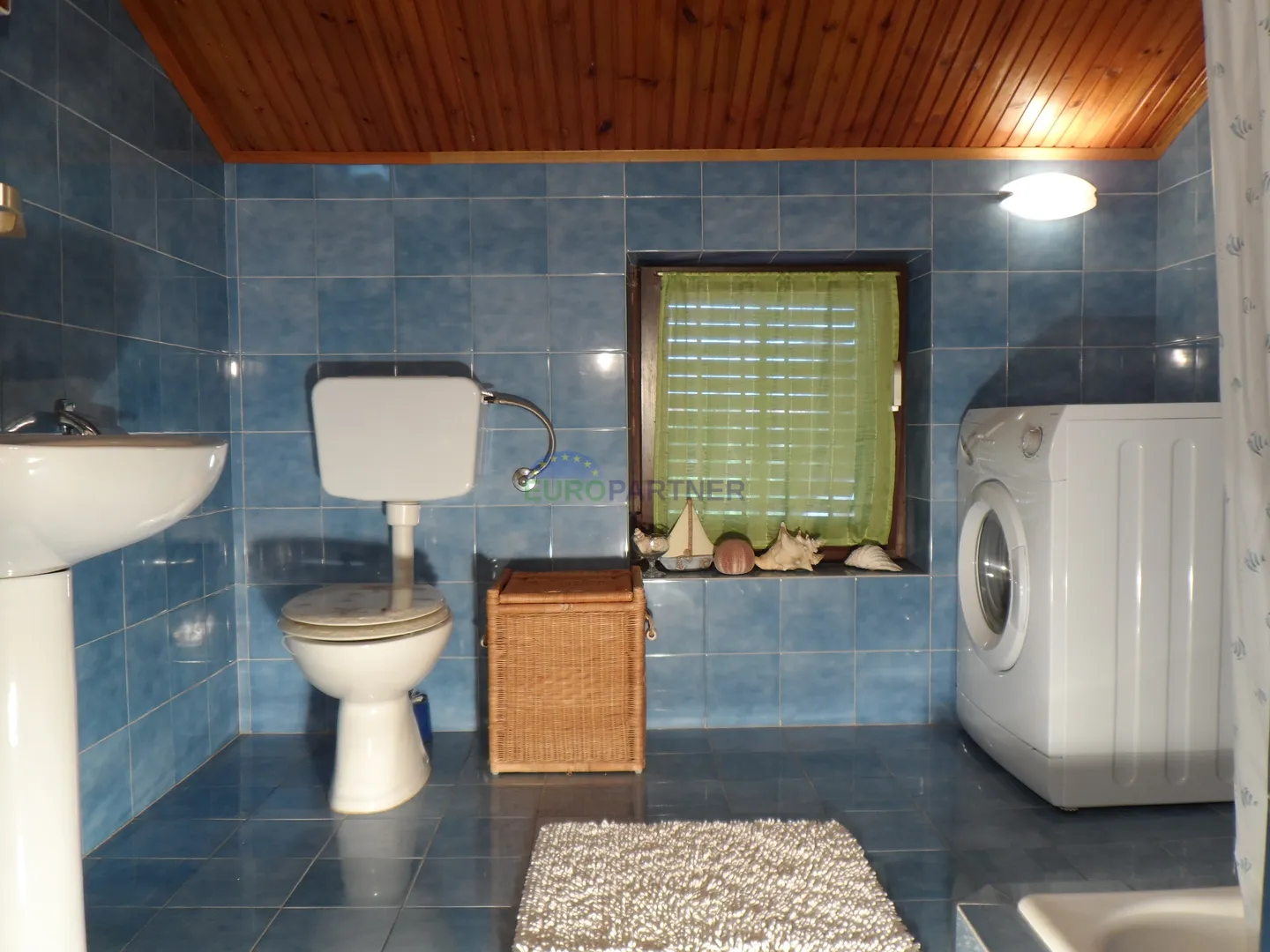 apartmanska kuća 5km od poreča, istra - slika 33