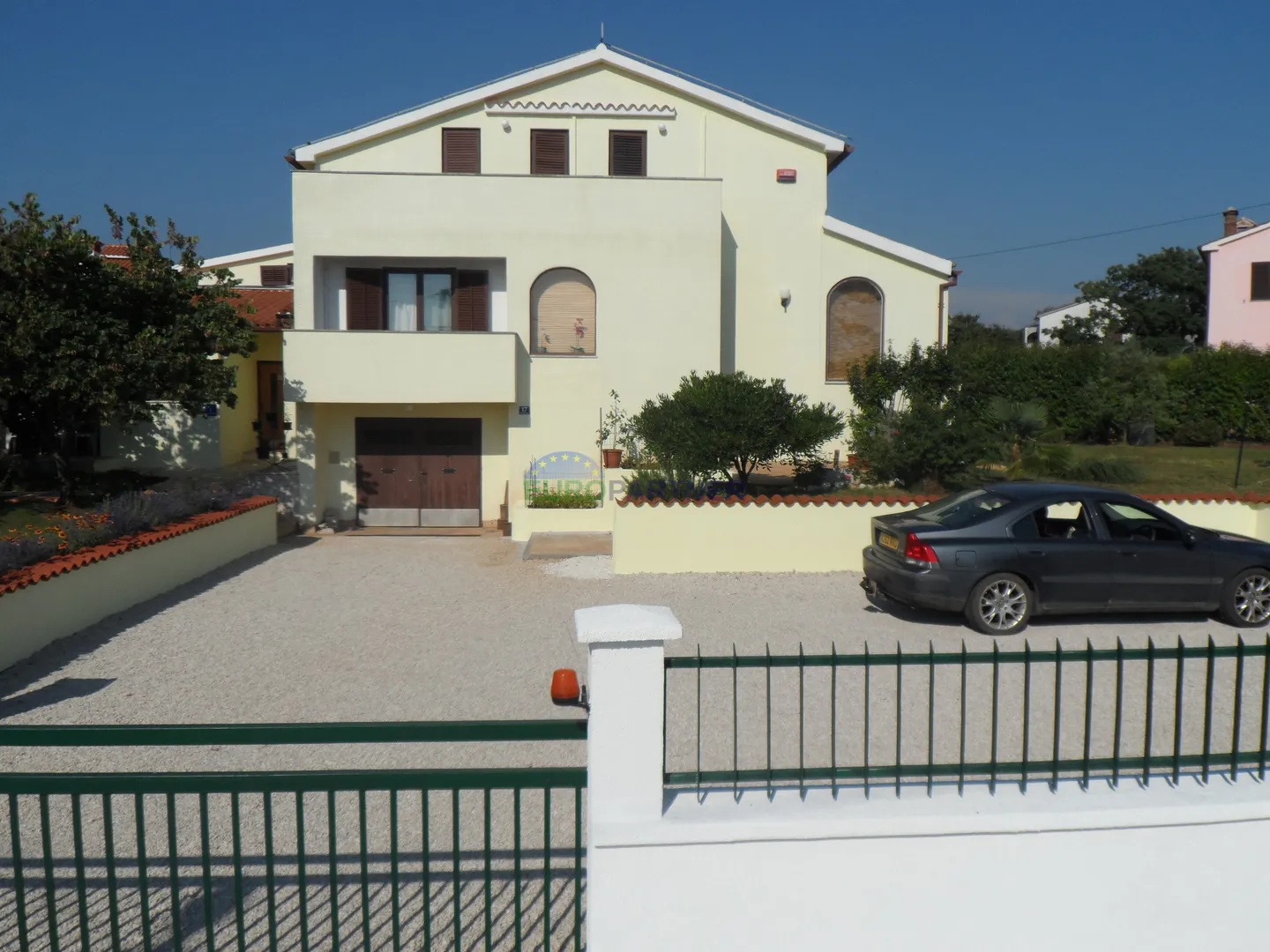 apartmanska kuća 5km od poreča, istra - slika 6
