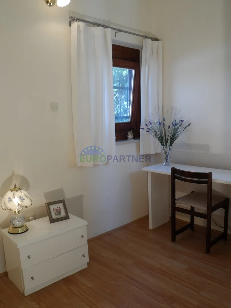 apartmanska kuća 5km od poreča, istra - slika 32