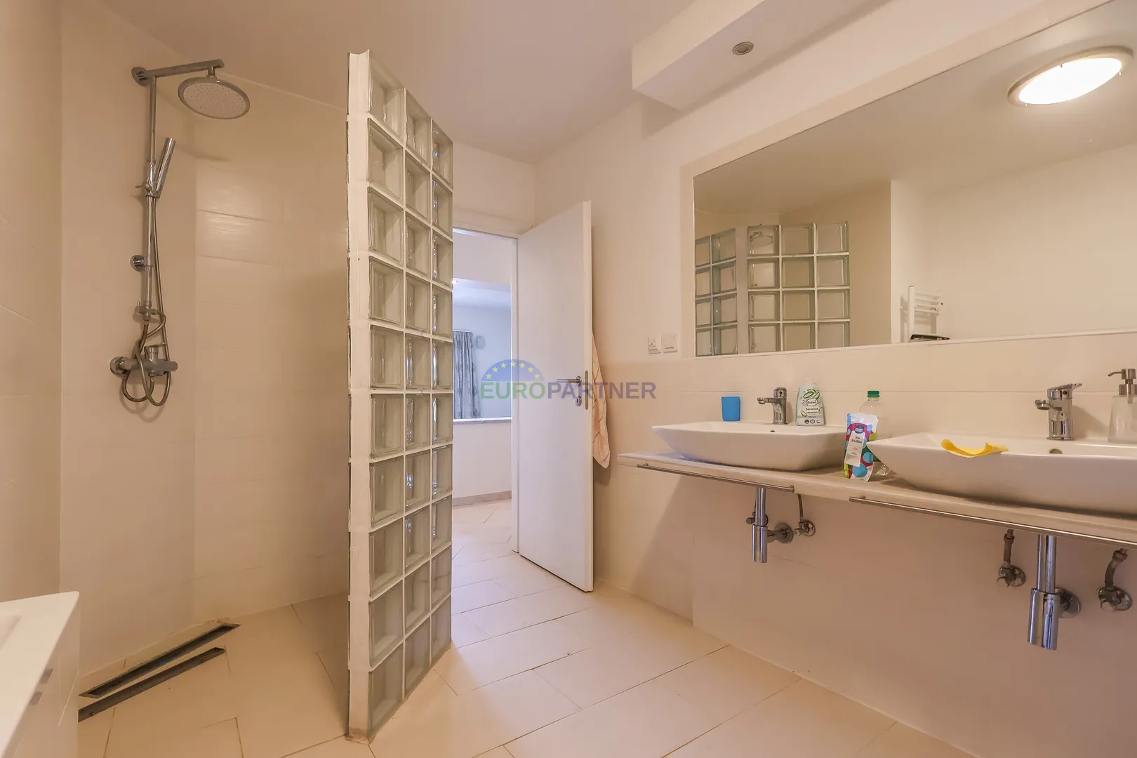 apartmanska kuća 5km od poreča, istra - slika 15
