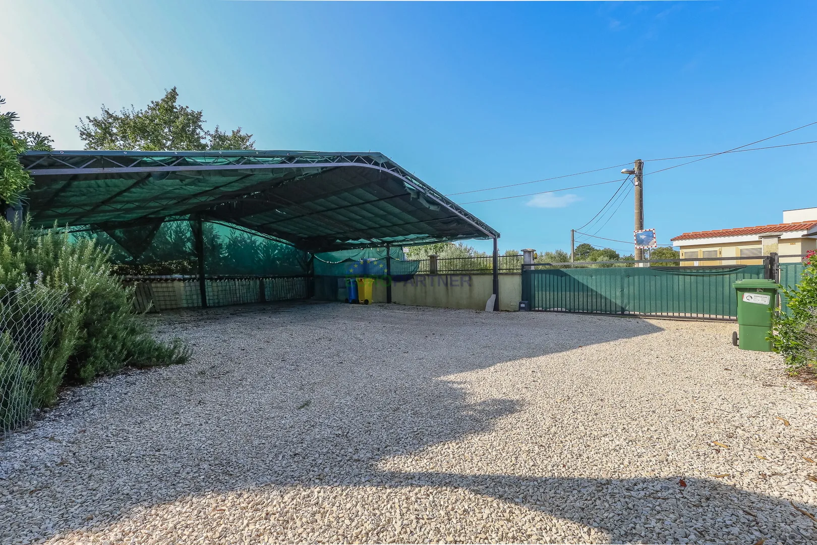 apartmanska kuća 5km od poreča, istra - slika 9