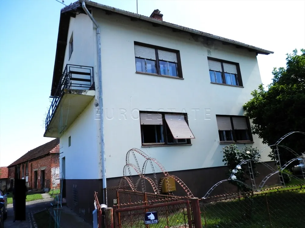 varaždin breg: prostrana katnica od 200 m2, gospodarska zgrada i okućnica od 2820 m2 - slika 2