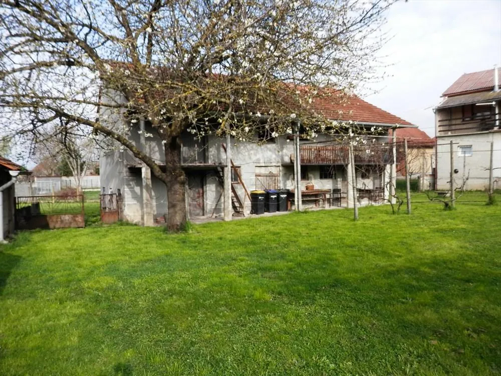 trnovec: kuća od 156 m2 sa 1127 m2 okućnice - slika 10