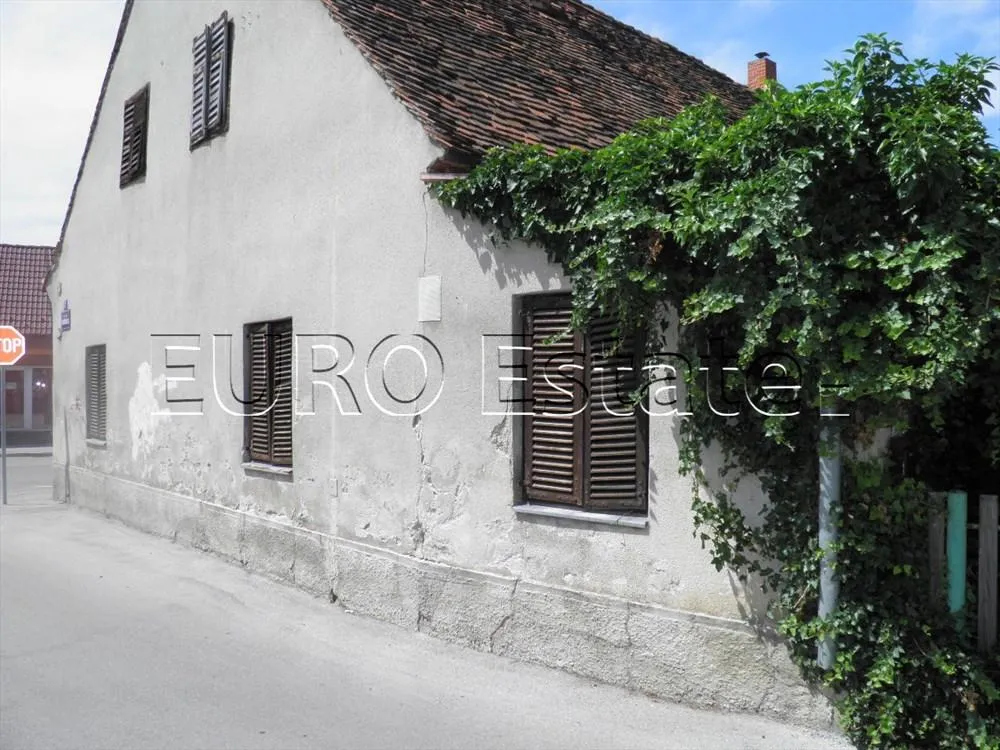 kuća u centru varaždina; prizemnica 160 m2, parcela 552 m2 - slika 3