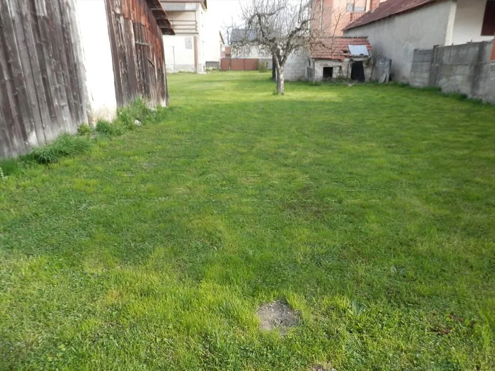 trnovec: kuća od 156 m2 sa 1127 m2 okućnice - slika 13