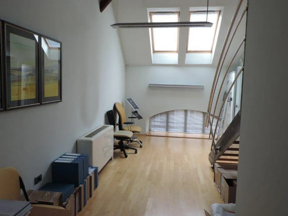 varaždin-gradska jezgra: 2-etažni, ulični poslovni prostor, 190 m2 - slika 12