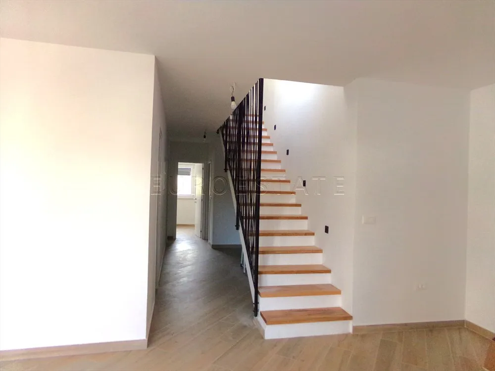 šimuni: dvoetažan apartman sa pogledom na more, 2 parkirna mjesta + dvorište - slika 11