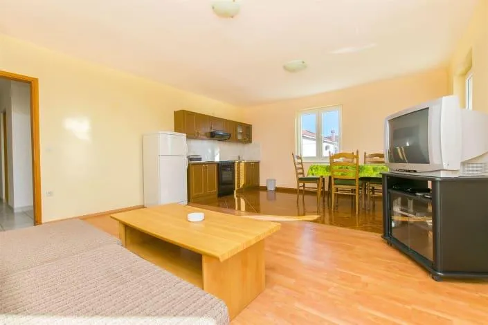 novalja: apartmanska zgrada od 700 m2, 8 apartmana, pogled na more ! - slika 13