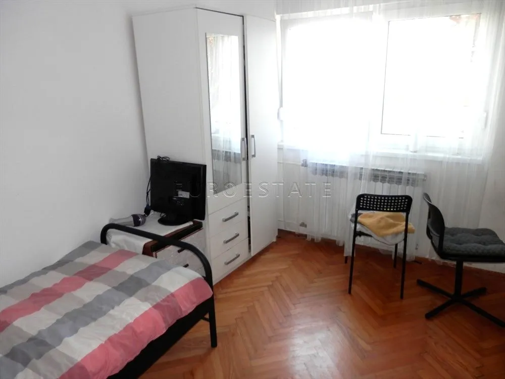 varaždin: renovirana dvojna kuća površine 120 m2, sa dvorištem od 224 m2 - slika 14