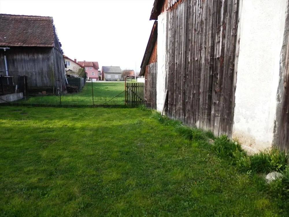 trnovec: kuća od 156 m2 sa 1127 m2 okućnice - slika 11