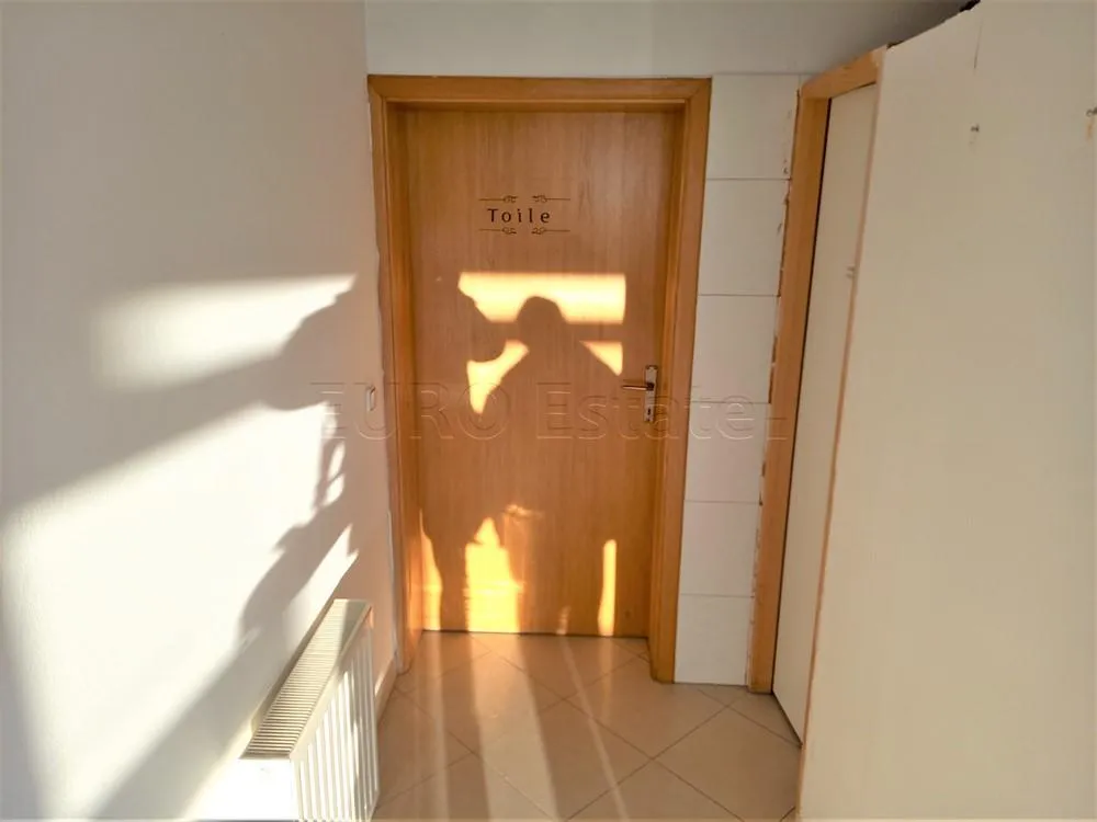 ludbreg: poslovni prostor, ulični lokal, 245 m2, samo 735 eur-a / m2 - slika 4