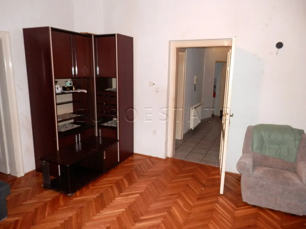 varaždin: prostran trosobni stan od 158 m2, sa garažom i dvorištem - slika 7