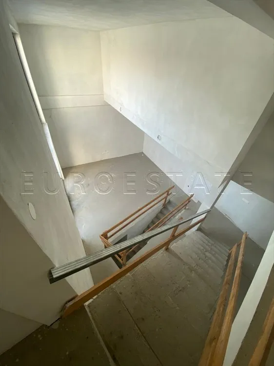 Varaždin - Centar: ekskluzivna novogradnja, 3-etažni stan, roh-bau, 210.10 m2 NKP