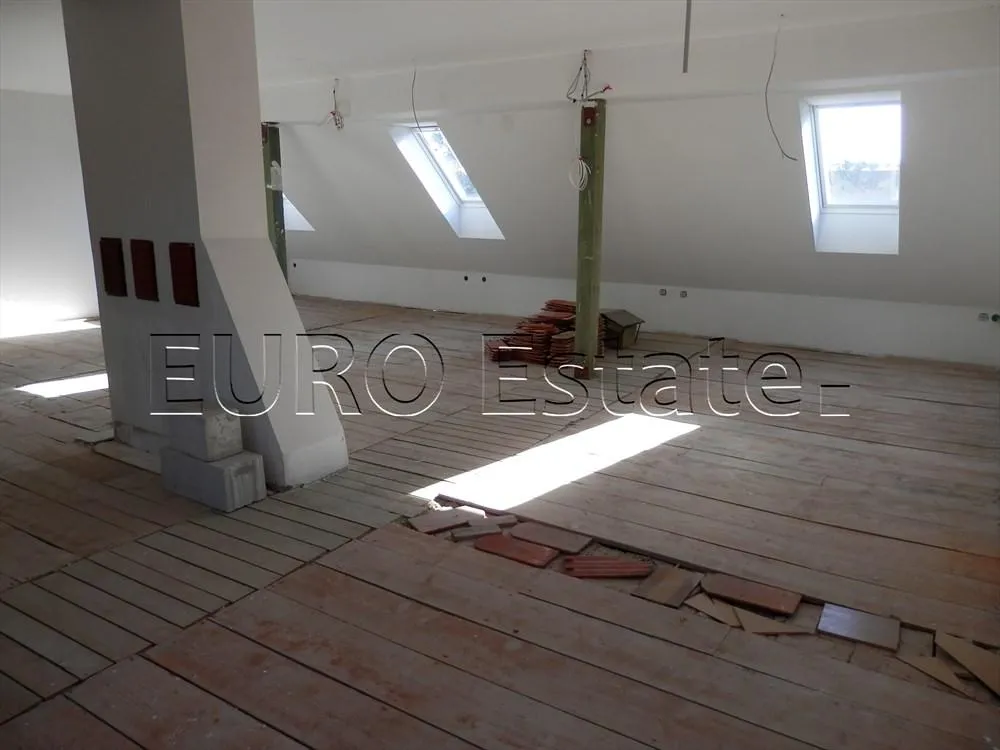renovirana kuća sa tri stana u centru varaždina, ukupno 460 m2 - slika 15