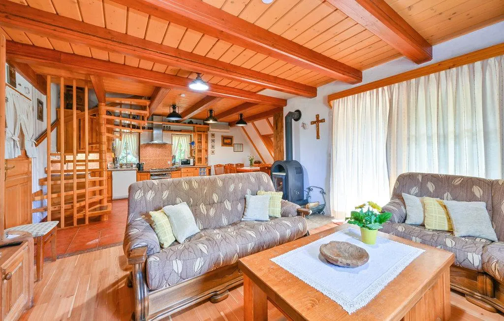gornja voća: luksuzna kuća za odmor, 200 m2, 3200 m2 okućnice, bazen - slika 18