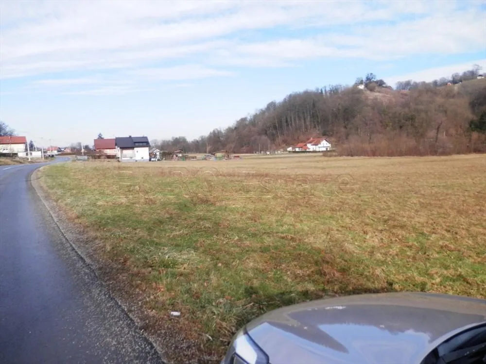 lovrečan: građevinsko zemljište površine 6118 m2 (m1 zona) - slika 3
