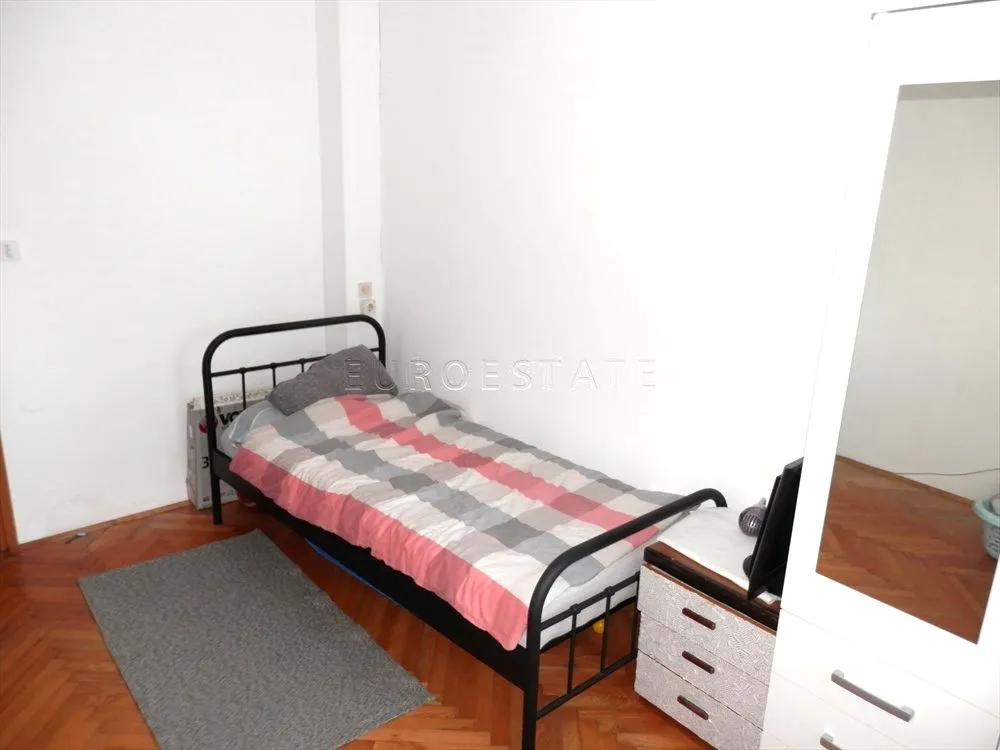 varaždin: renovirana dvojna kuća površine 120 m2, sa dvorištem od 224 m2 - slika 13