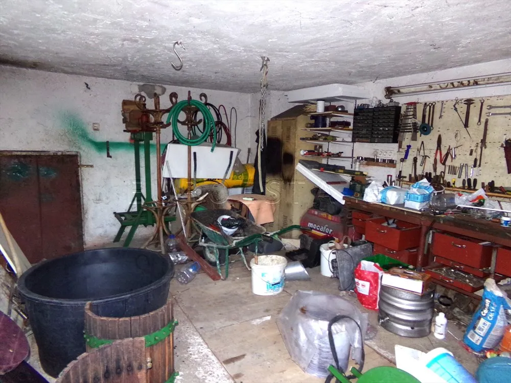 turčin: kuća, gospodarska zgrada i nadstrešnica, ukupno 250 m2 - slika 17