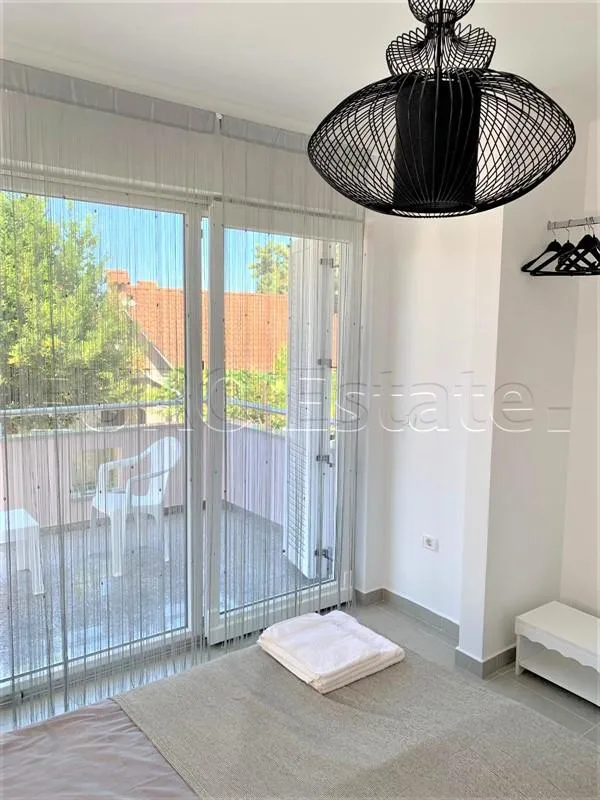 savudrija: kuća novije gradnje (2015.), 240 m2, 250 metara od mora - slika 17