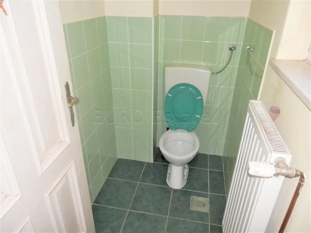 varaždin-gradska jezgra: 5-sobni stan od 180 m2, 1111 eur/m2 - slika 17