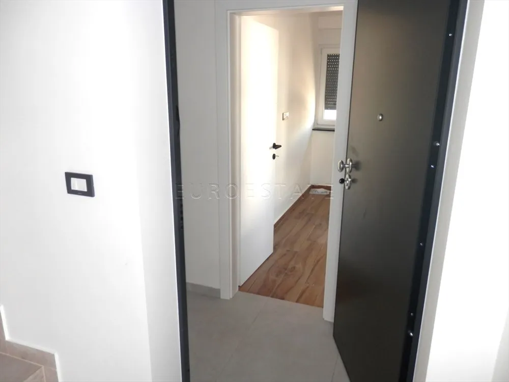 šimuni: nov, 3-sobni apartman + parking i vrt, 95.29 m2 - slika 11