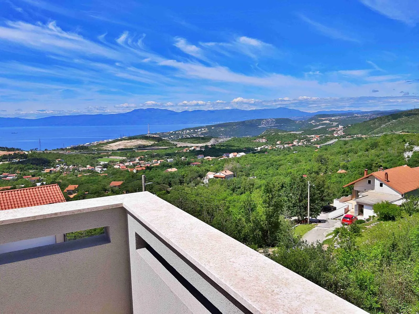 hreljin: novogradnja, dvokatnica od 634 m2 sa tri stana, vrt od 700 m2 - slika 4