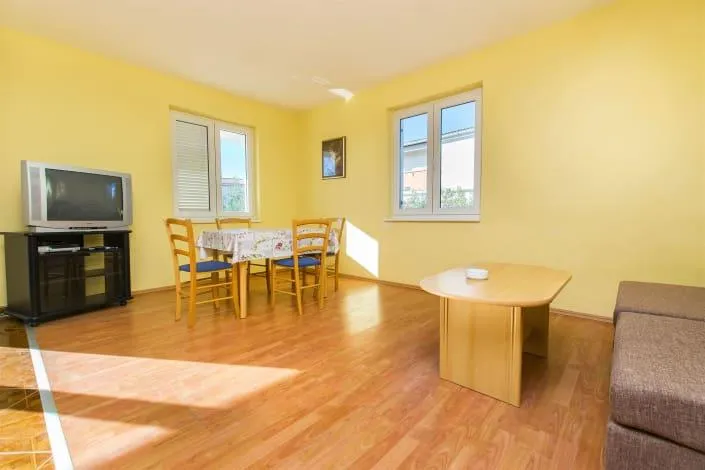 novalja: apartmanska zgrada od 700 m2, 8 apartmana, pogled na more ! - slika 15