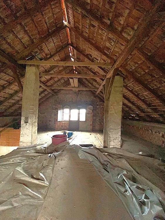prelog: kuća sa pomoćnim zgradama i velikim zemljištem na prodaju, 254,42 m2 bruto - slika 37