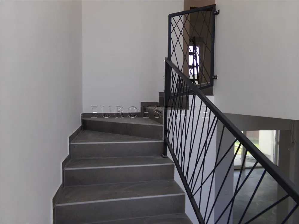 sračinec: dvoetažni 4-sobni stan sa dvorištem i parkiralištem, sveukupne površine 275 m2, novogradnja - slika 14