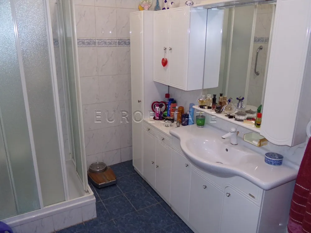 varaždin: odlična kuća novije gradnje u centru grada, površine 226 m2 - slika 16