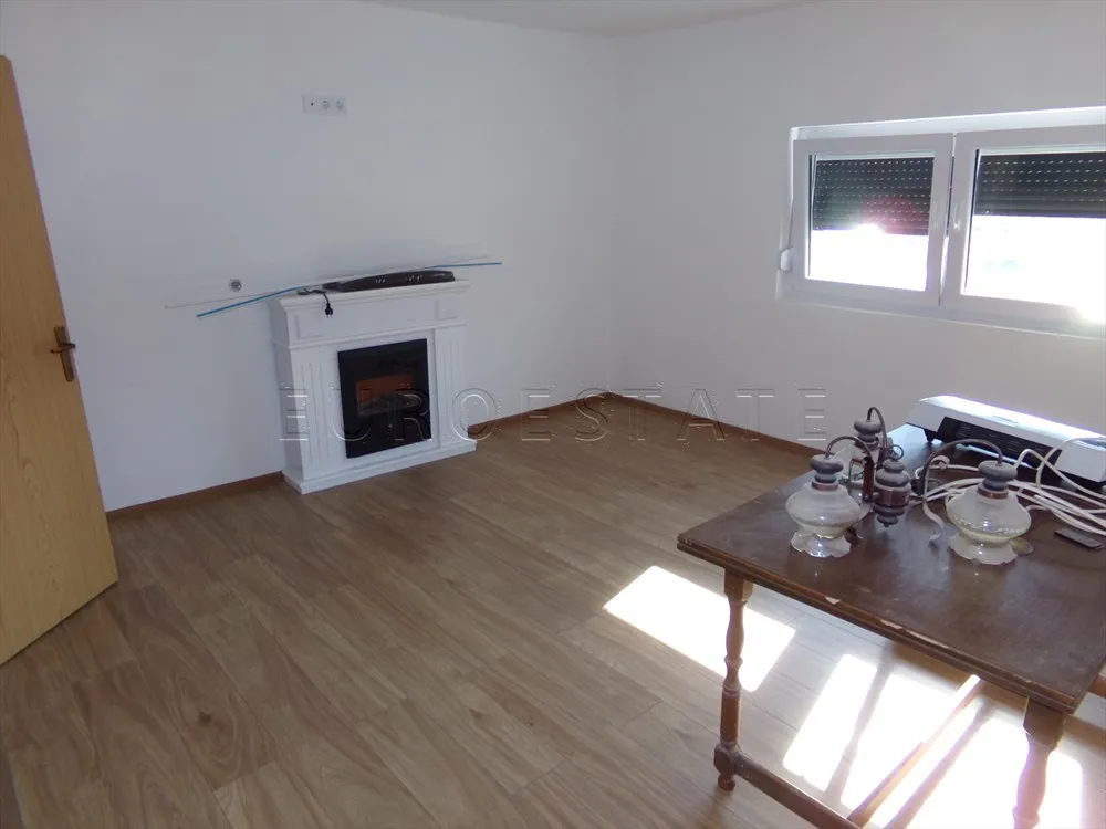 hrastovsko: renovirana kuća sa dva odvojena stana, ukupno 188 m2 - slika 22