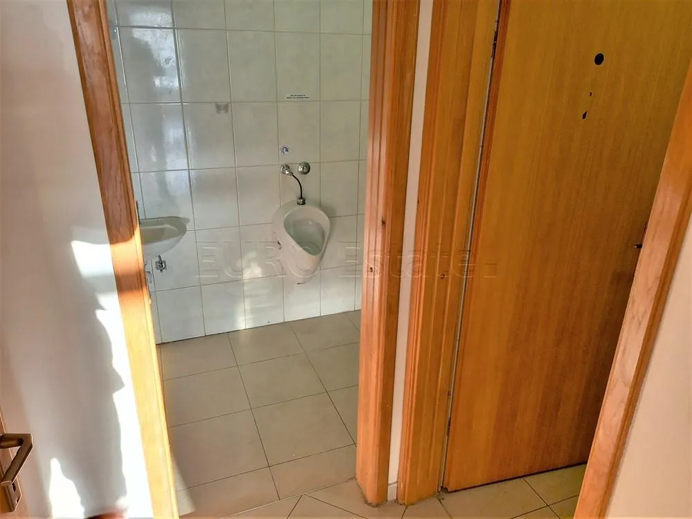 ludbreg: poslovni prostor, ulični lokal, 245 m2, samo 735 eur-a / m2 - slika 5