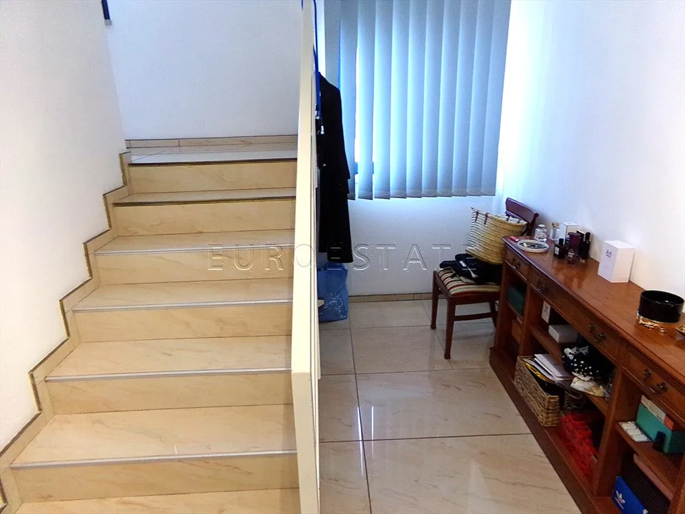 varaždin: prostran trosobni stan površine 140 m2 - slika 11