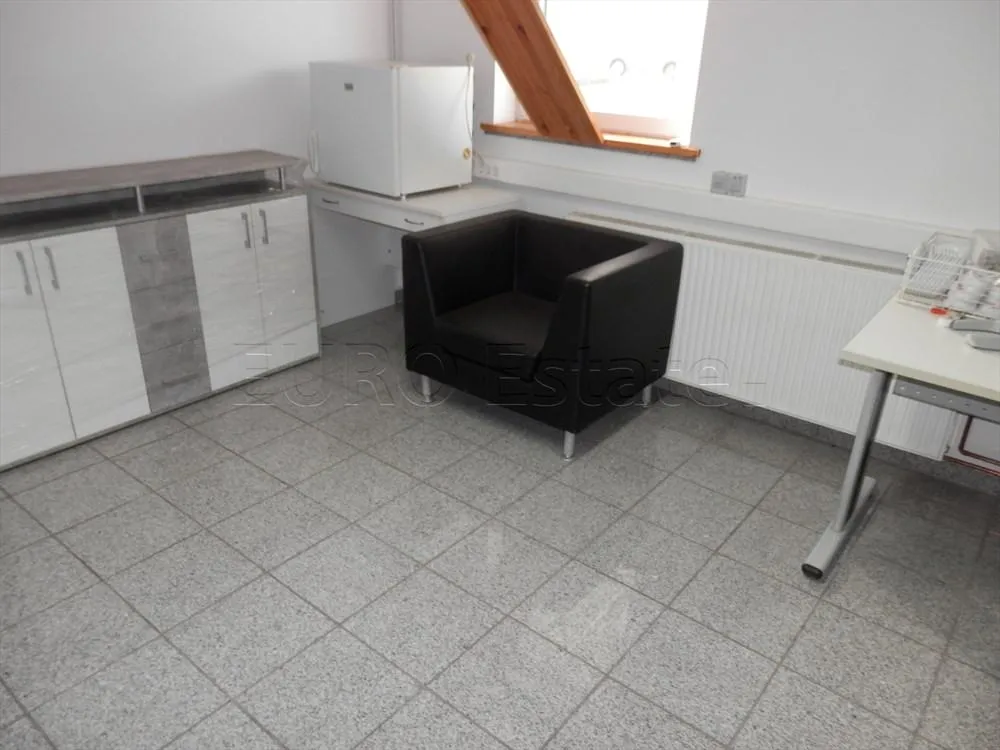 varaždin: poslovna zgrada za razne namjene, 264 m2, parcela 2000 m2 - slika 19