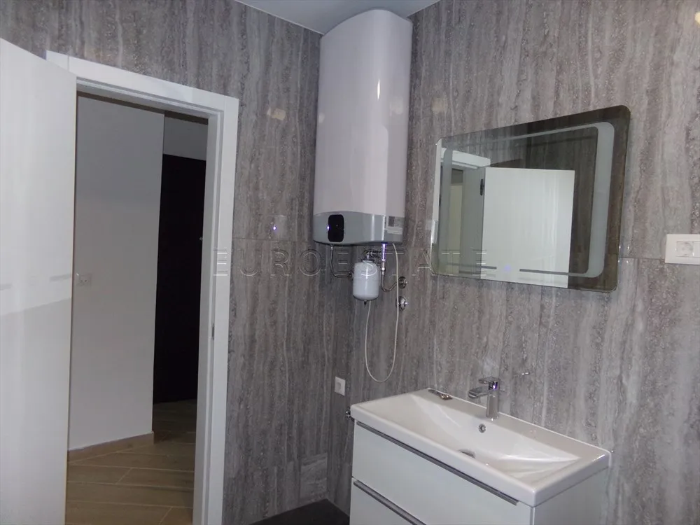 šimuni: dvoetažan apartman sa pogledom na more, 2 parkirna mjesta + dvorište - slika 20