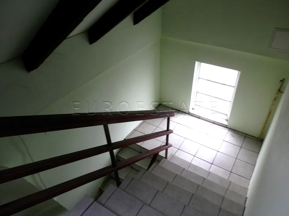 varaždin: prostran trosobni stan sa podrumom, tavanom i garažom, ukupno 154,22 m2 - slika 21