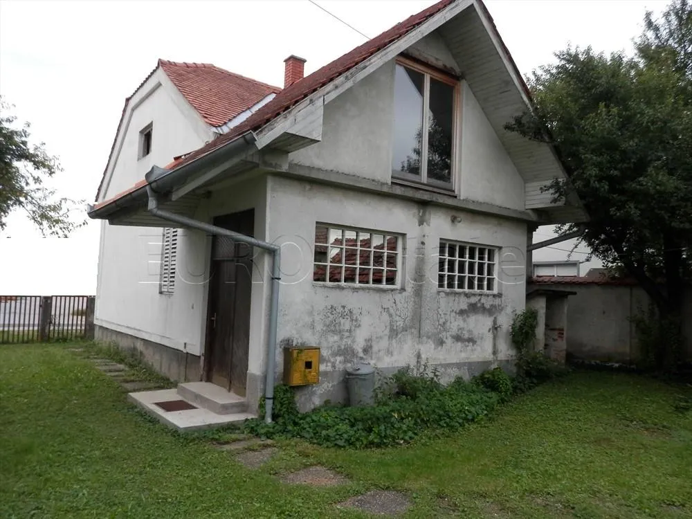 nedelišće-centar: građevinsko zemljište od 1085 m2, sa starom kućom - slika 3