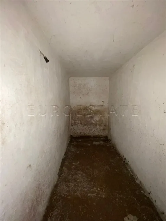prelog: kuća sa pomoćnim zgradama i velikim zemljištem na prodaju, 254,42 m2 bruto - slika 35