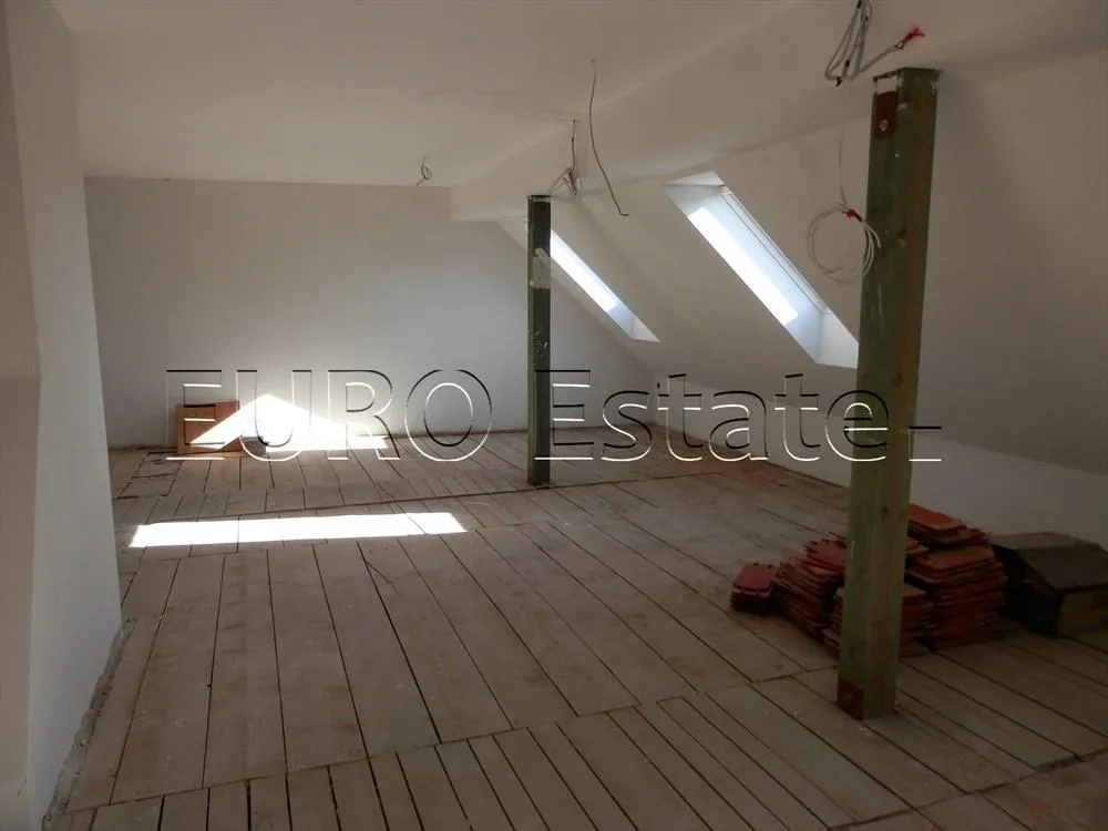 renovirana kuća sa tri stana u centru varaždina, ukupno 460 m2 - slika 16