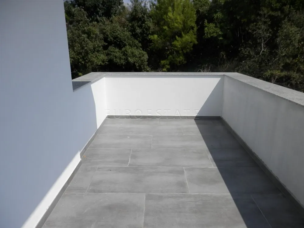 rab: luksuzna kuća površine 160 m2 sa bazenom od 20 m2 - slika 15