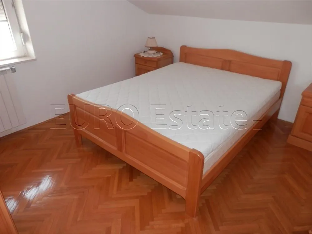 srima; luksuzna višekatnica s 5 apartmana, 30 metara od mora ! - slika 25