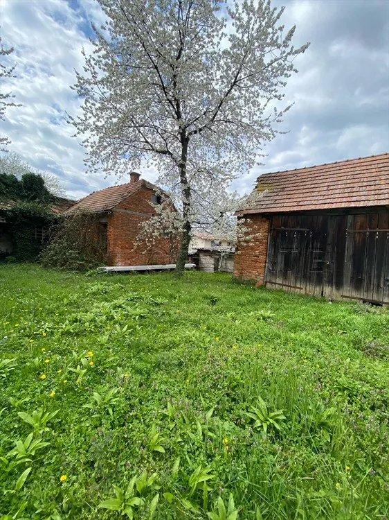 vuglovec; građevinsko zemljište ukupne površine 1126 m2 ! - slika 6