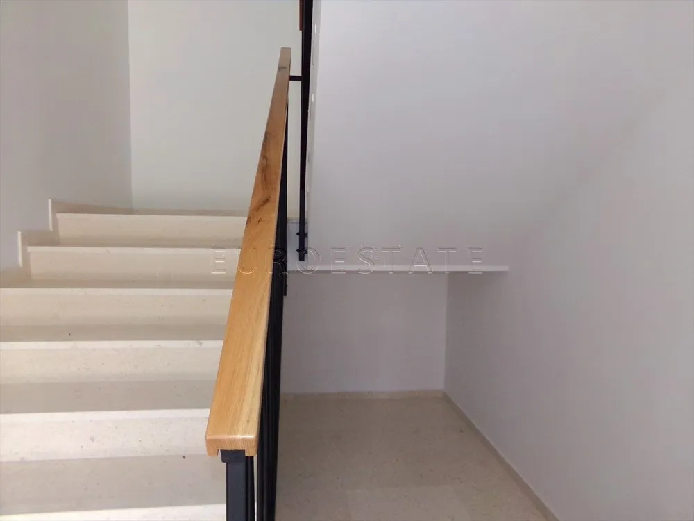šimuni: dvoetažan apartman sa pogledom na more, 2 parkirna mjesta + dvorište - slika 2